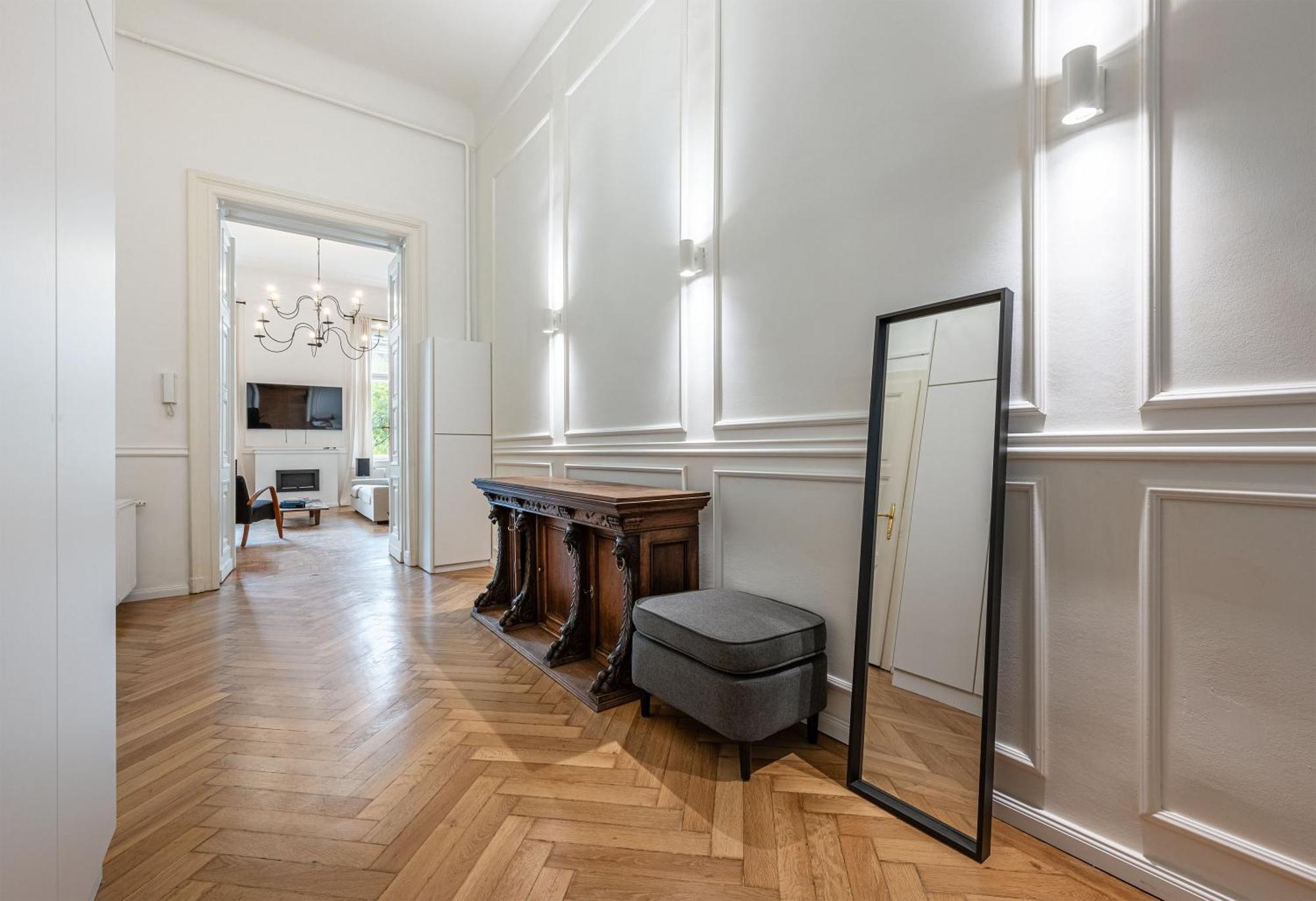 Ferienwohnung Andrassy 28, Next To Opera, Parking Budapest Exterior foto